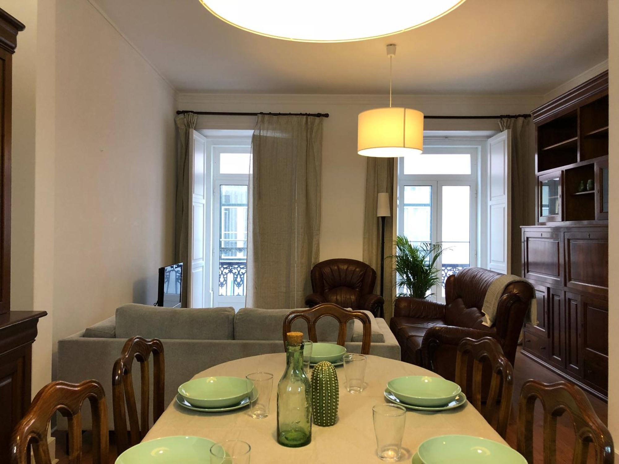 Charming 2 Bedroom Apartment - Bairro Alto, Principe Real Lisabona Exterior foto
